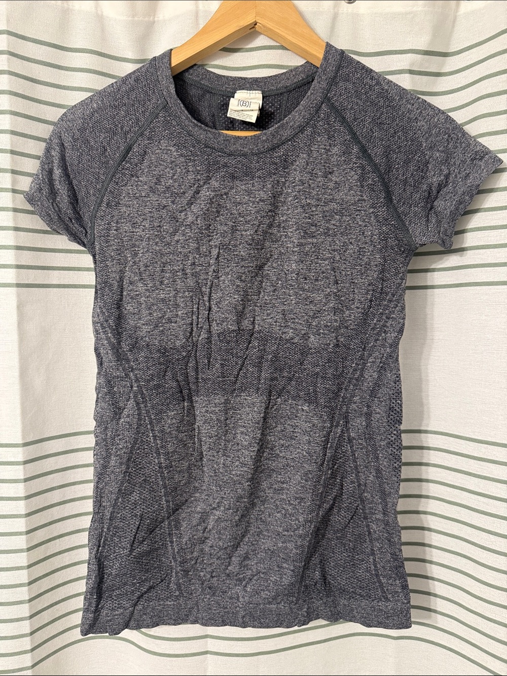 Athleta Heathered Charcoal Short-Sleeve Seamless Tee